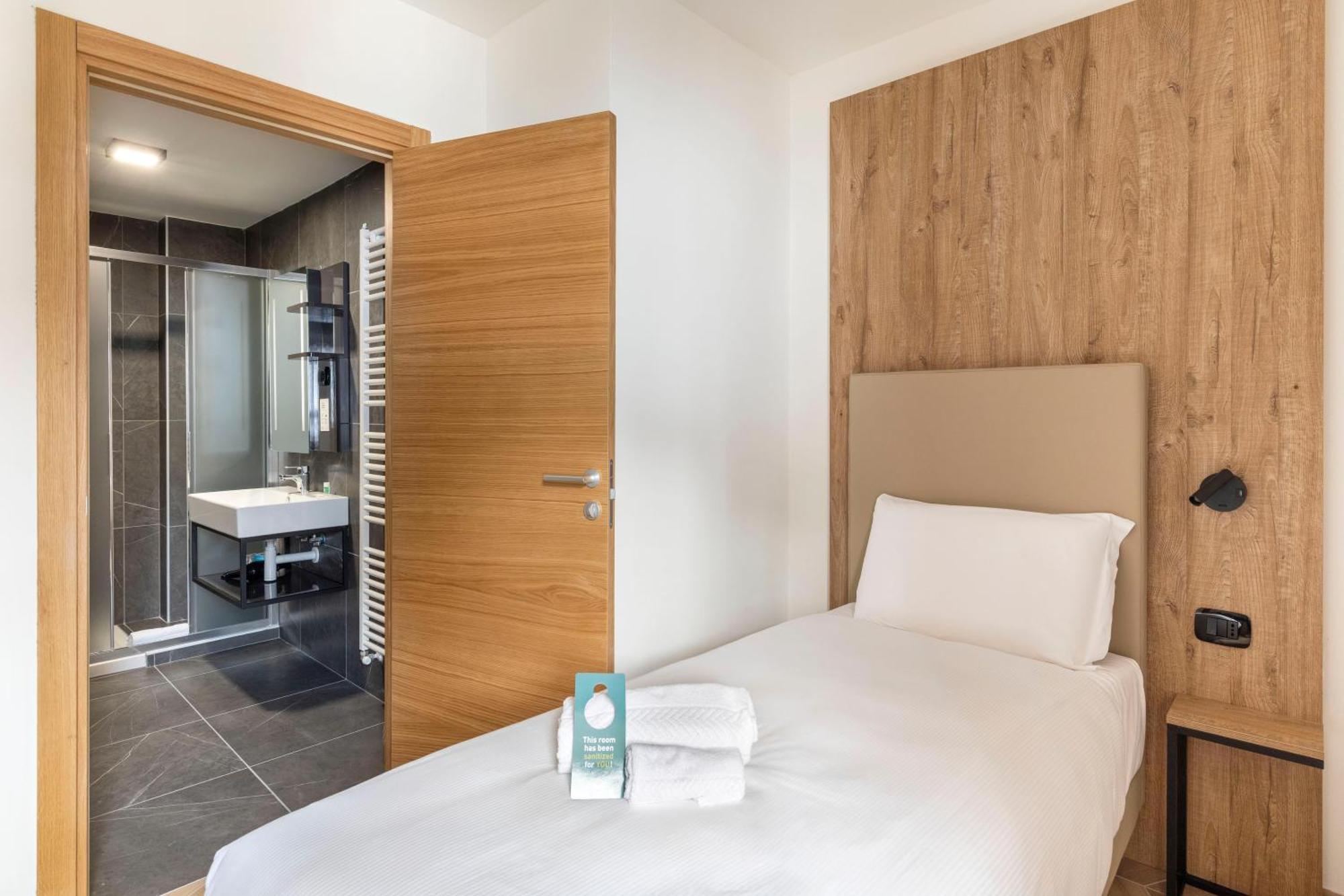B&B Hotel Passo Tre Croci Cortina Кортина-д'Ампеццо Экстерьер фото