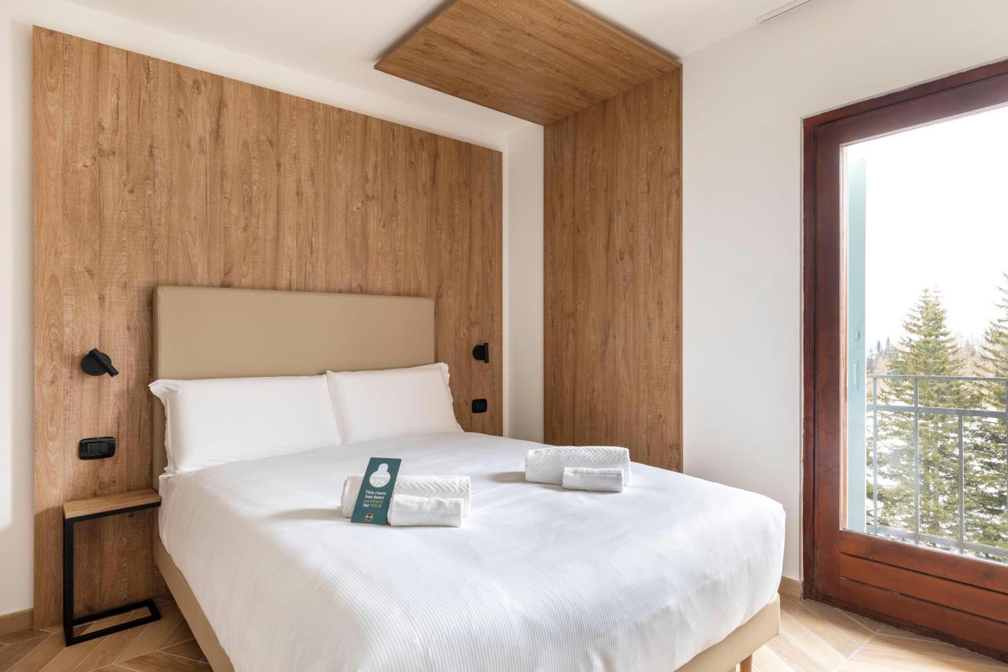 B&B Hotel Passo Tre Croci Cortina Кортина-д'Ампеццо Экстерьер фото