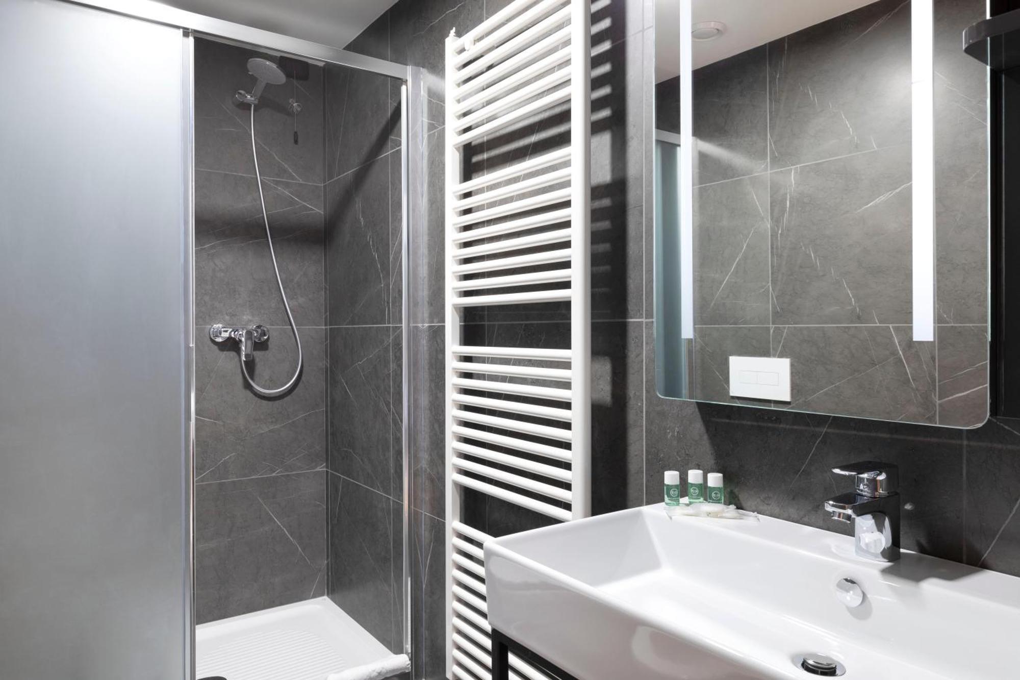 B&B Hotel Passo Tre Croci Cortina Кортина-д'Ампеццо Экстерьер фото