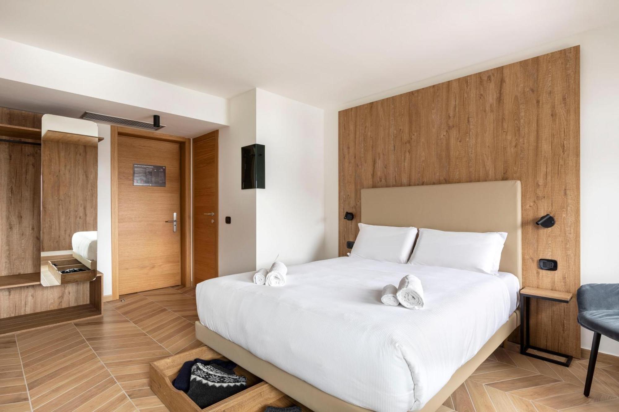 B&B Hotel Passo Tre Croci Cortina Кортина-д'Ампеццо Экстерьер фото