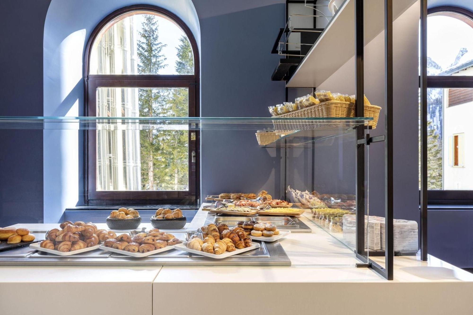 B&B Hotel Passo Tre Croci Cortina Кортина-д'Ампеццо Экстерьер фото
